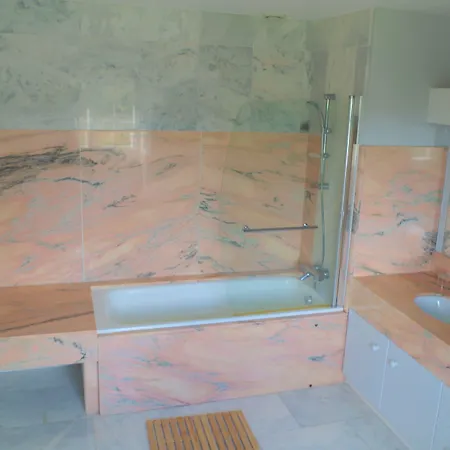 Bed And Breakfast Saultchevreuil,, Villedieu Les Poeles Bed & Breakfast